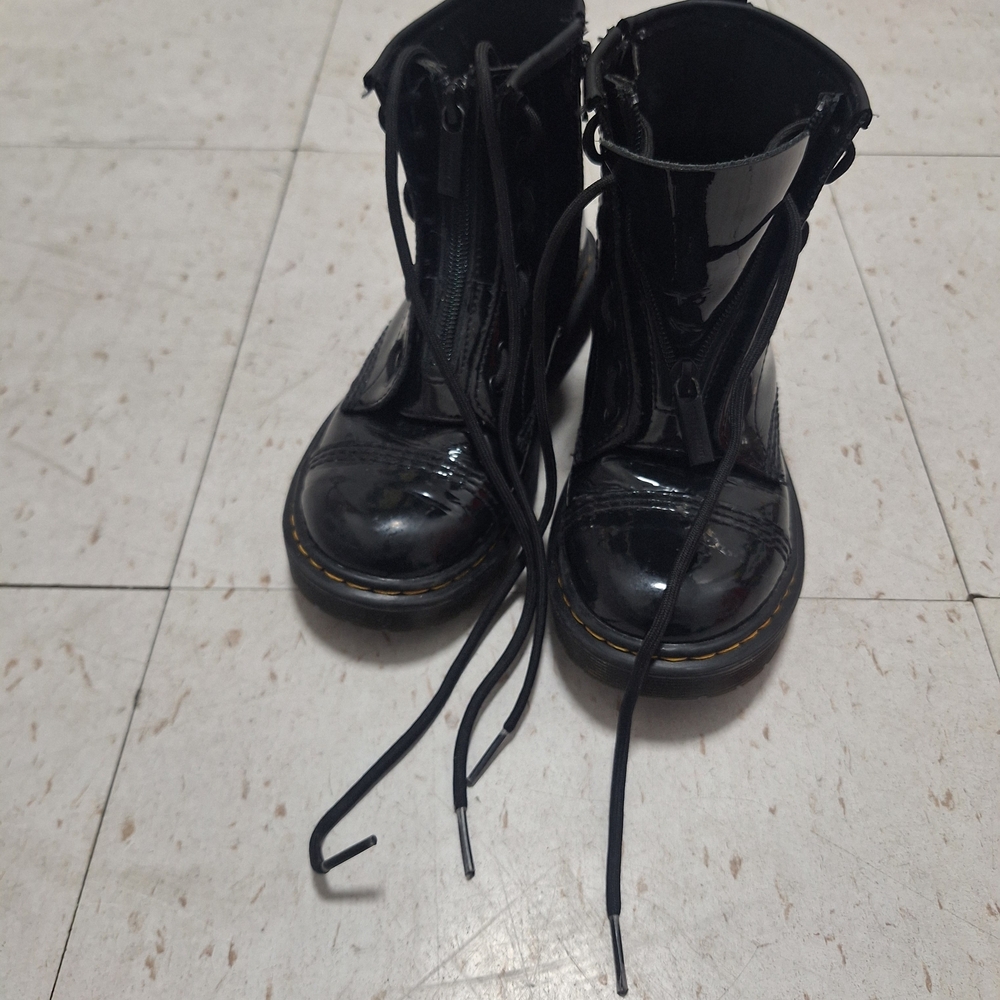 Dr. Martens Shiny Black Kids Boots